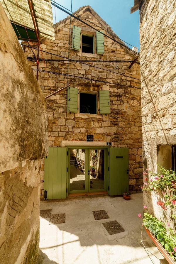 Stone House Kala Villa Kastela Exterior photo